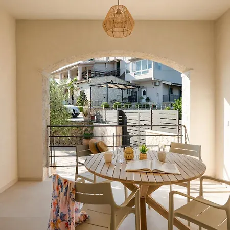Apartament Olithos 1 Kanálion